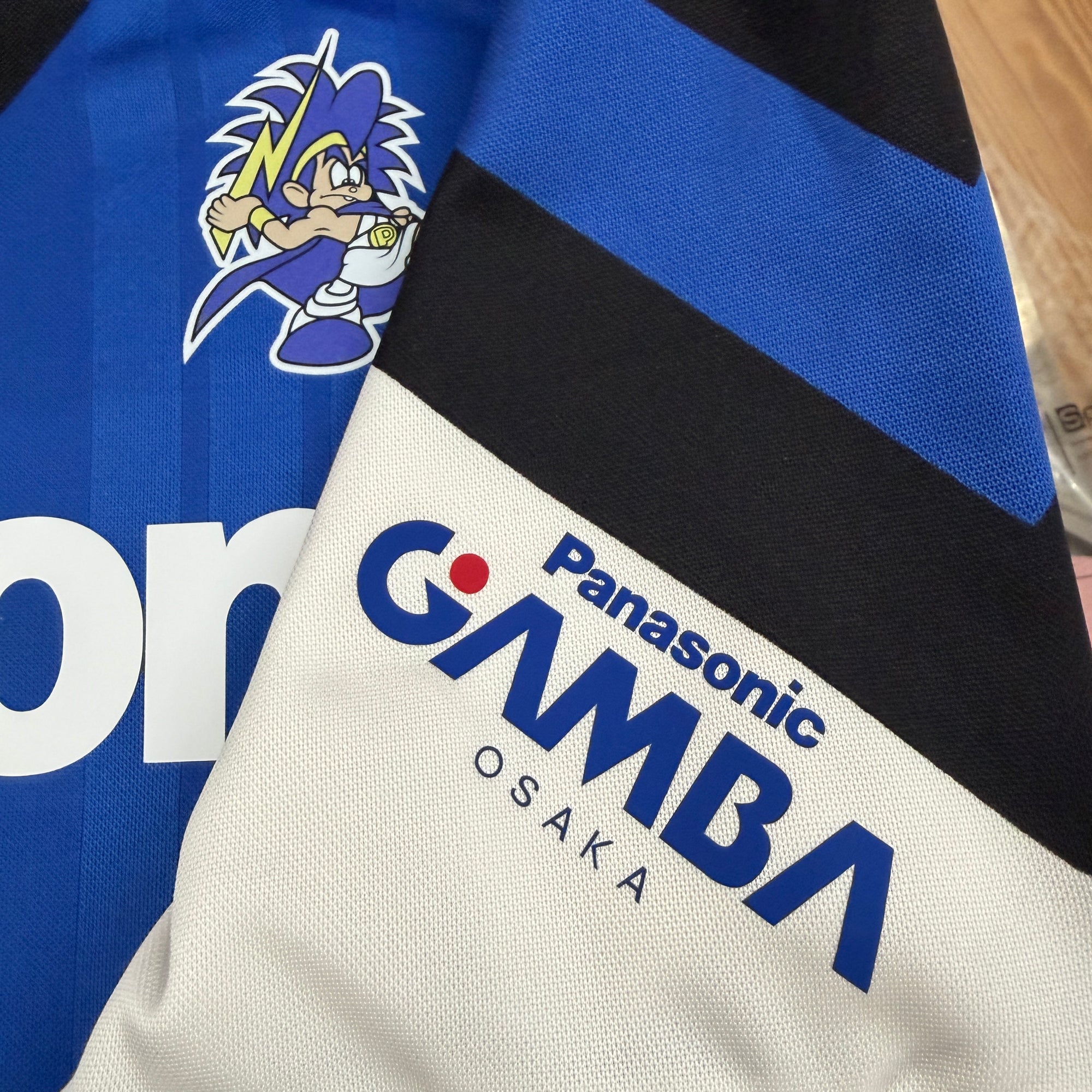 Gamba Osaka Replacement Crest & Sleeve Decals
