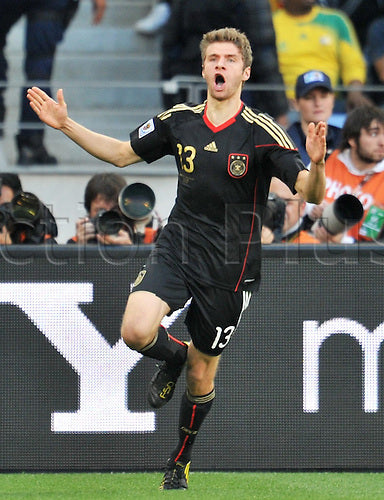 Germany 2010 Away Muller Name Set