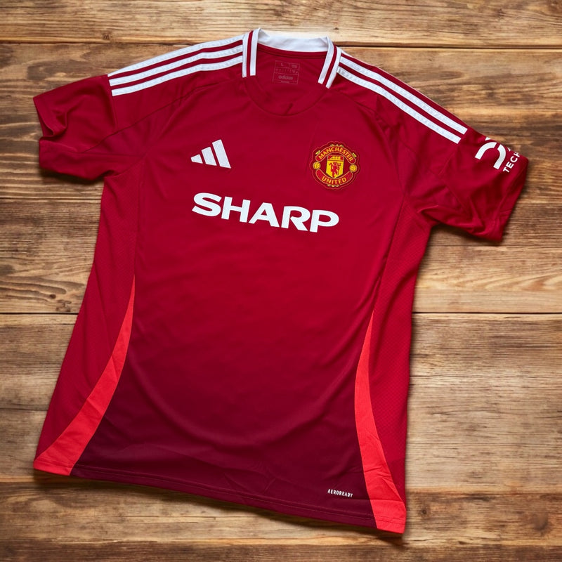 Manchester United Sponsor Swap Shirt