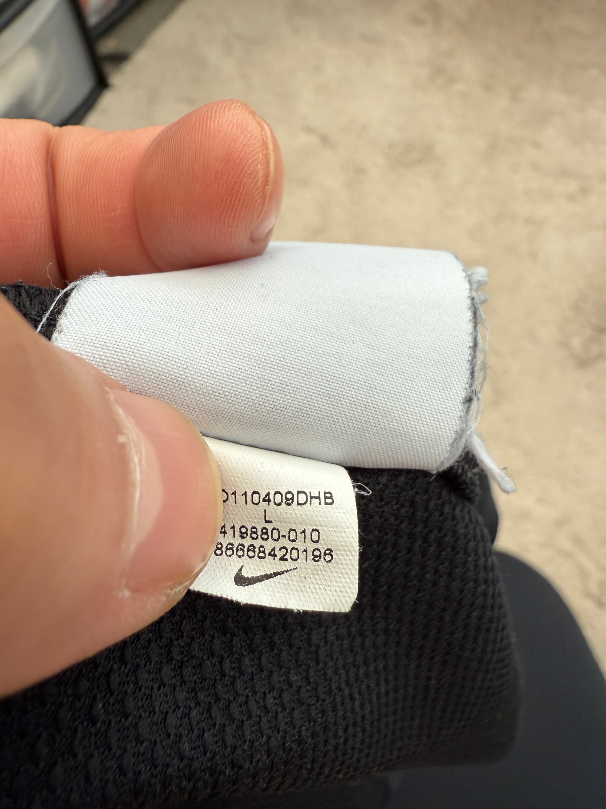 Barcelona 2011/12 Messi Away Football Shirt - Large