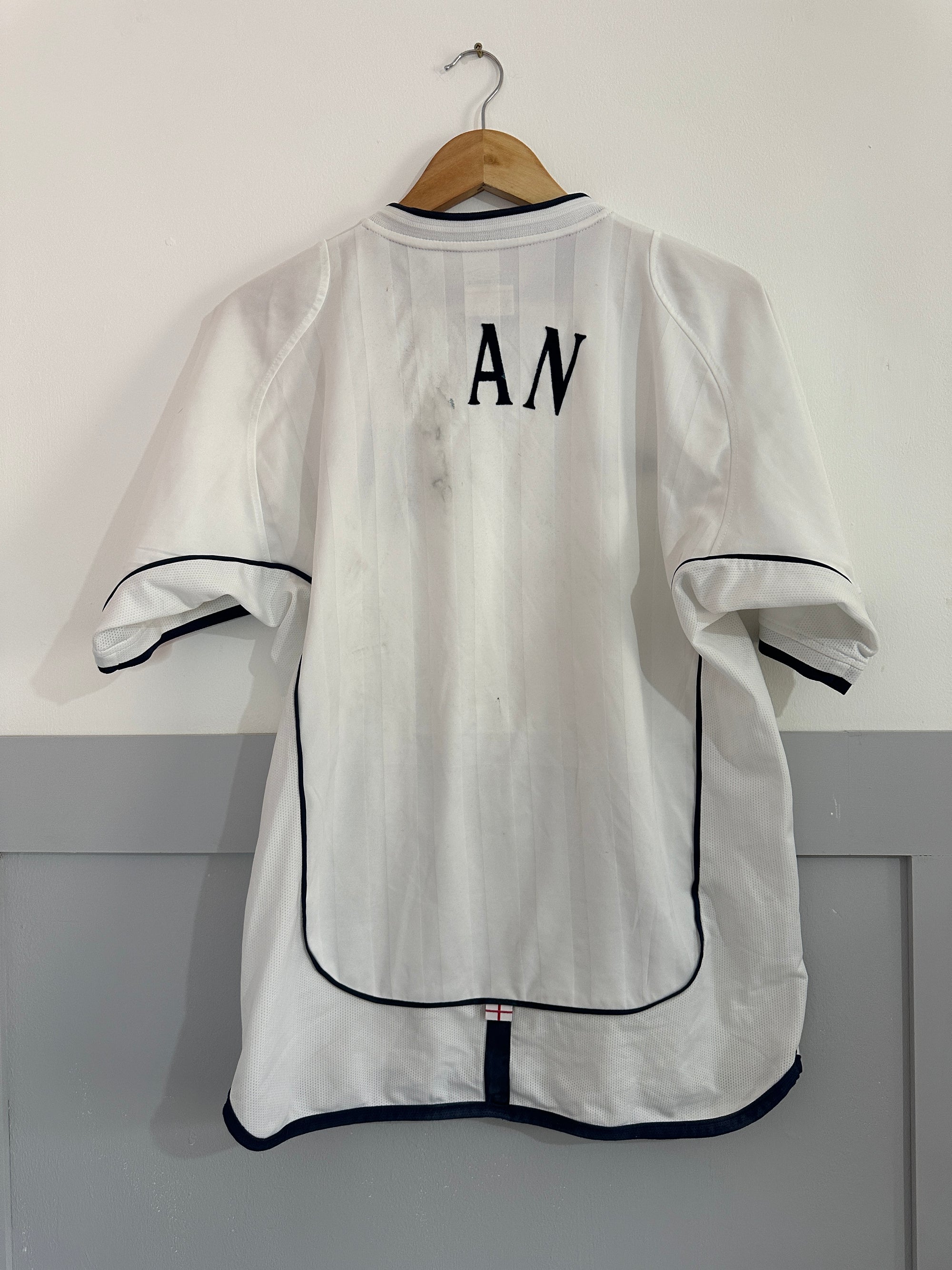 England 2002 - Medium