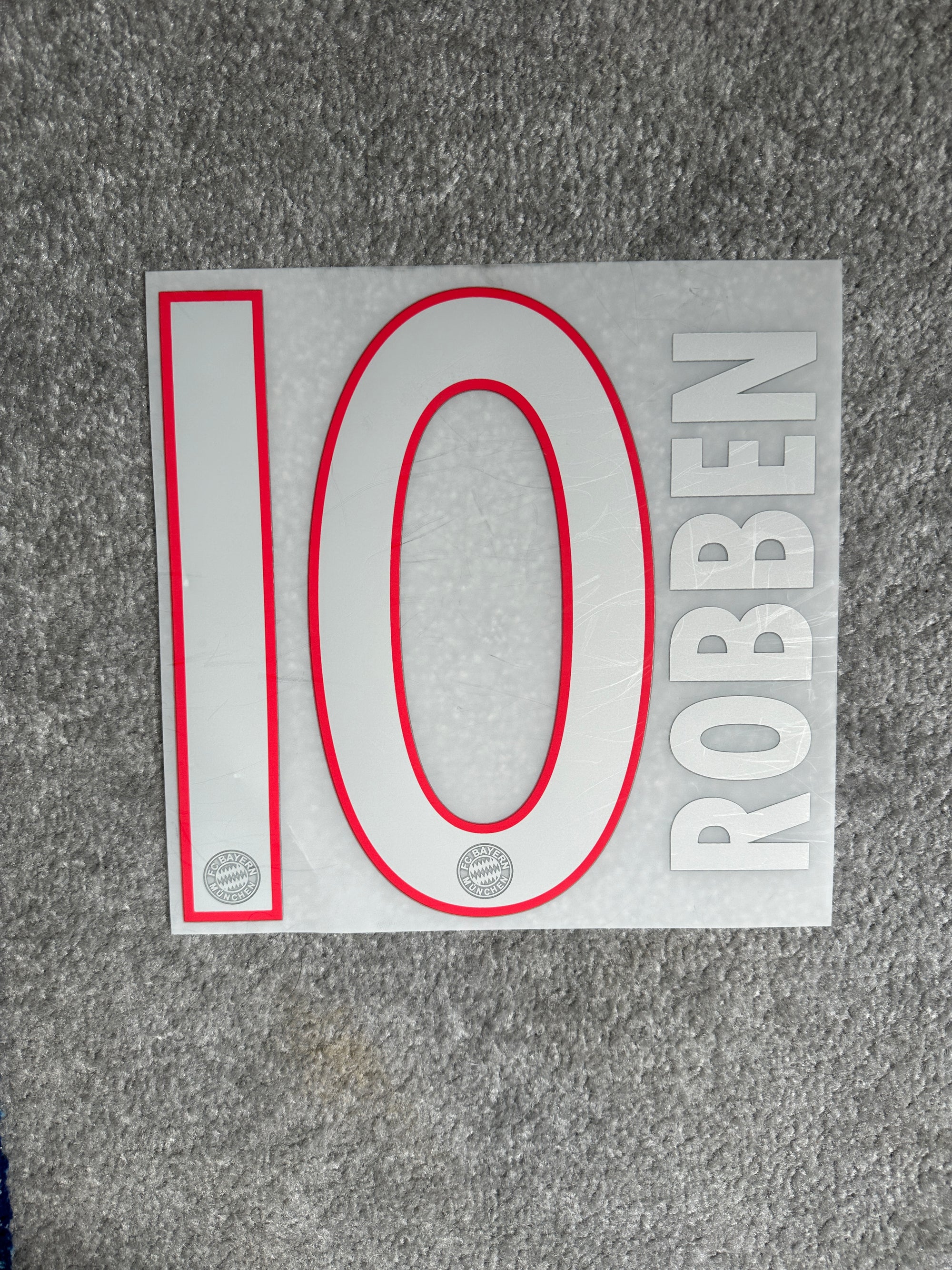 Bayern Munich 2015/16 Away Robben Name Set