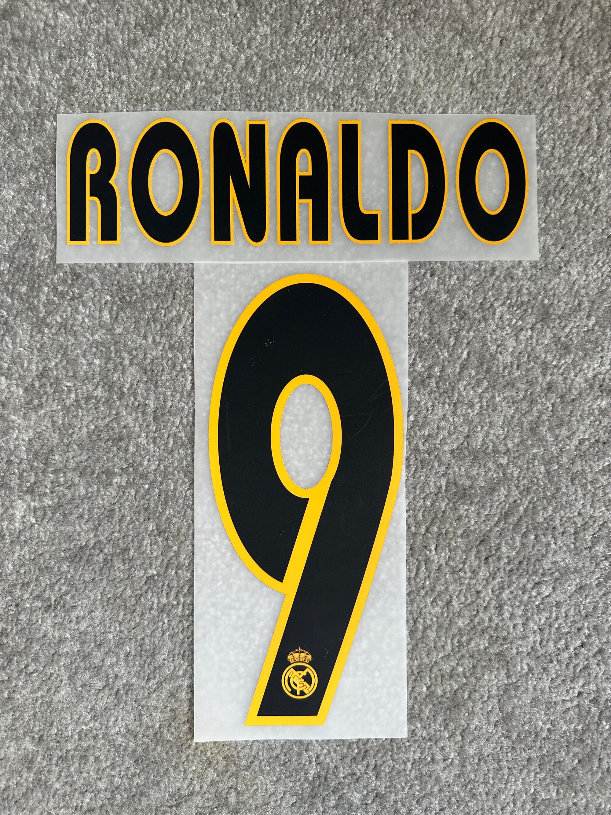 Real Madrid 2003/05 Home Ronaldo Name Set