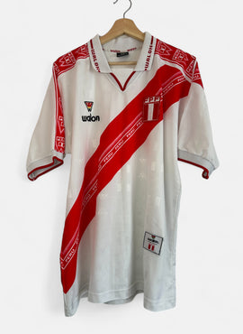 Peru 1999 Home Football Shirt - Large