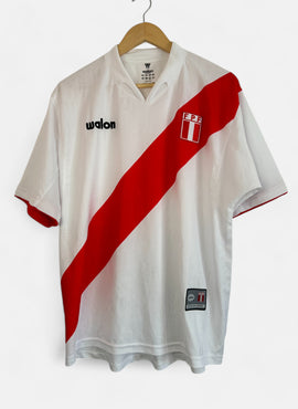 Peru 2004 Home Football Shirt - Large