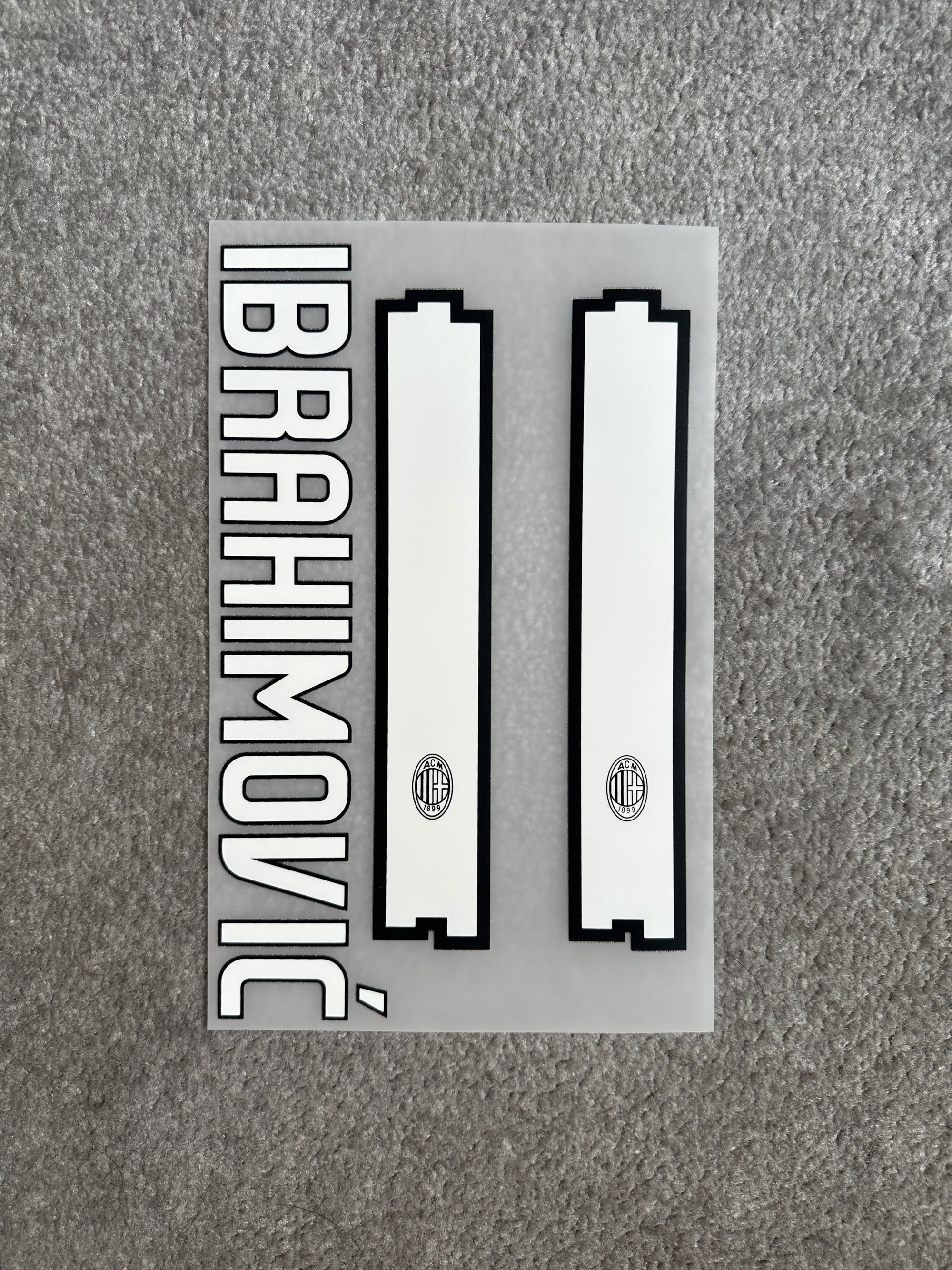 AC Milan 2010/11 Home Ibrahimovic Name Set