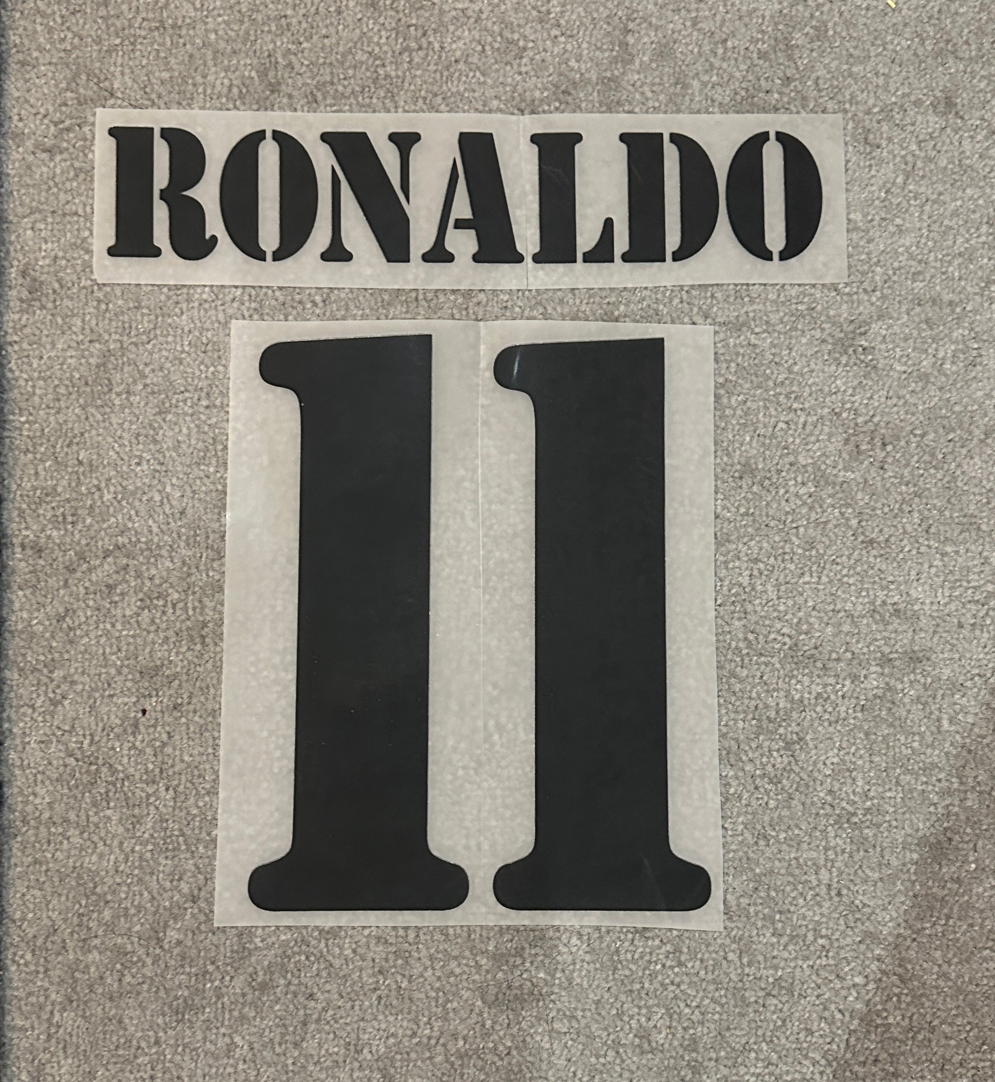Real Madrid 2002/03 Home Ronaldo Name Set