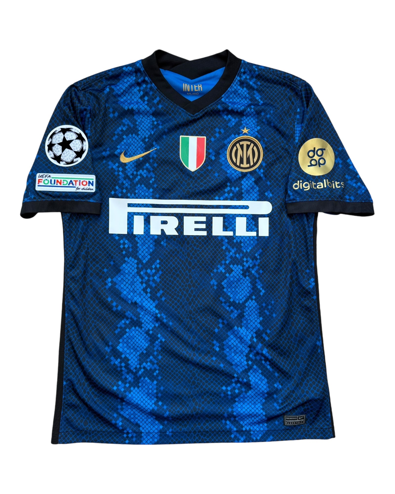 Inter Milan 2021/22 Lautaro UCL Sponsor Swap Football Shirt - Medium