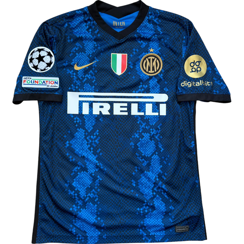 Inter Milan 2021/22 Lautaro UCL Sponsor Swap Football Shirt - Medium