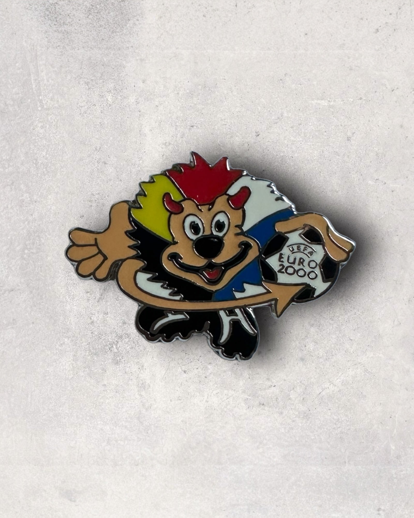 Euro 2000 Benelucky Enamel Pin Badge