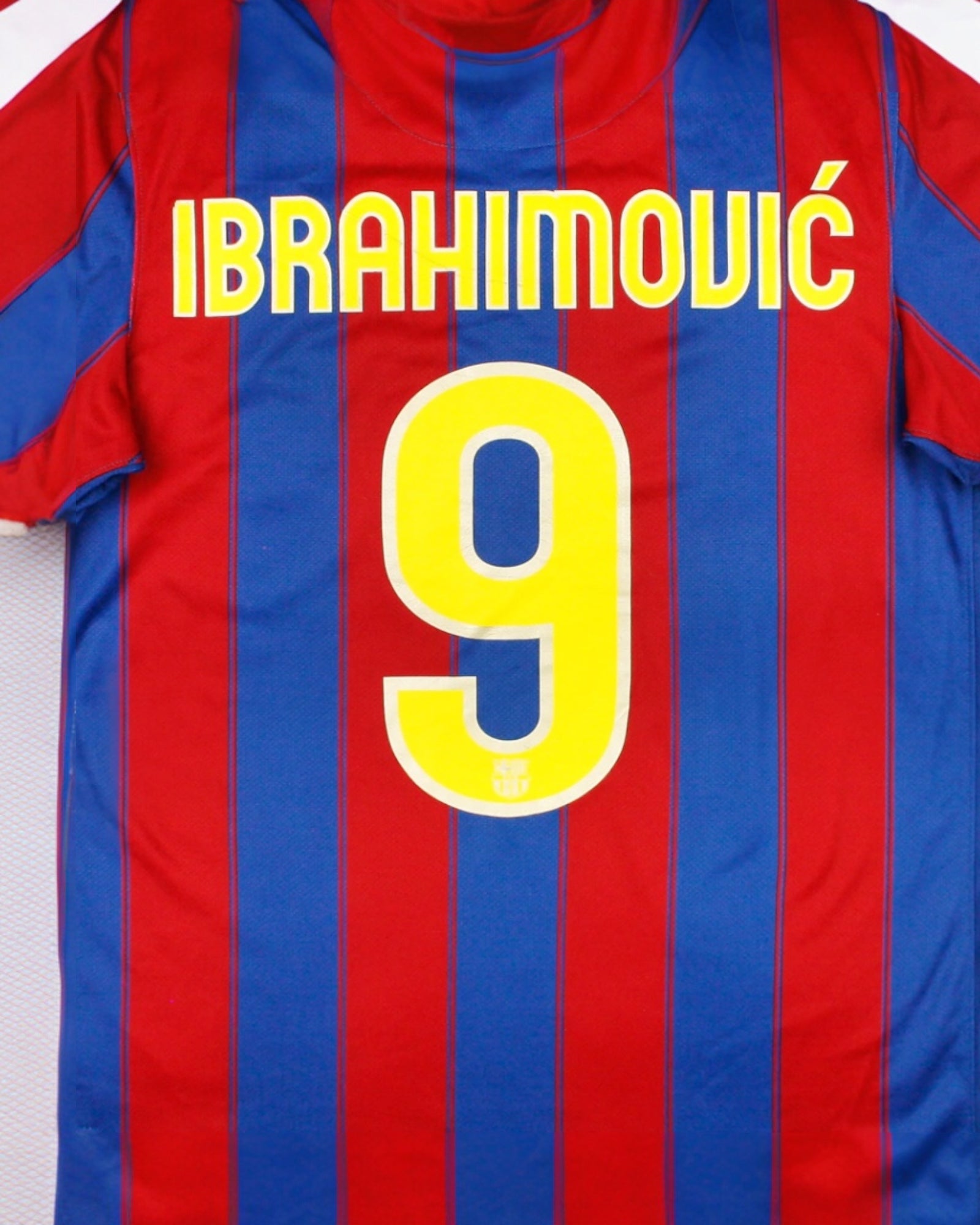 Barcelona 2008/10 Home Ibrahimovic Name Set