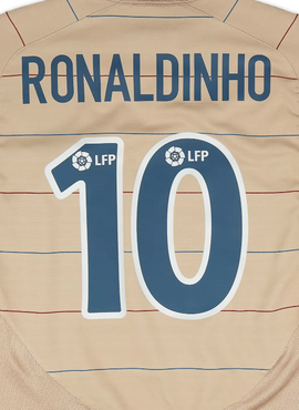 Ronaldinho 2003/04 Away Barcelona Name Set