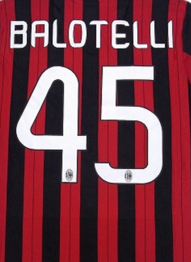 AC Milan 2012/13 Balotelli Home Name Set