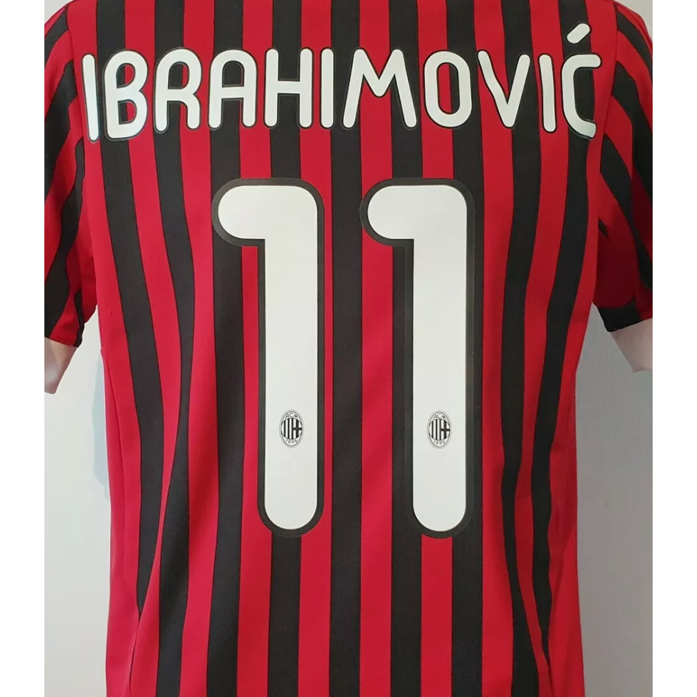 AC Milan 2011/12 Home Ibrahimovic Name Set