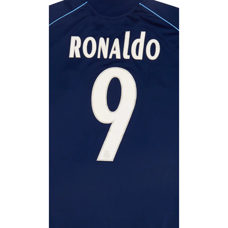 Real Madrid 2005/06 Away Ronaldo Name Set