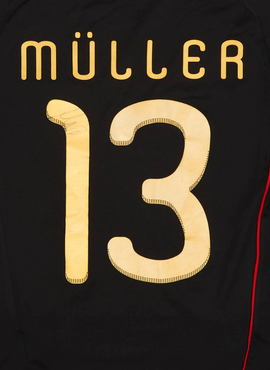 Germany 2010 Away Muller Name Set
