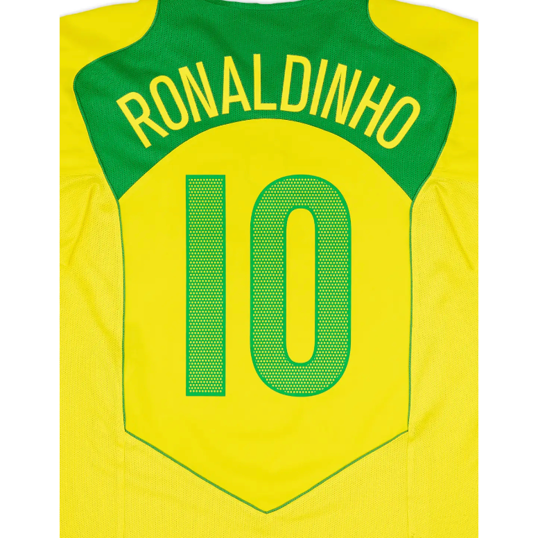 Brazil 2004 Home Ronaldinho Name Set