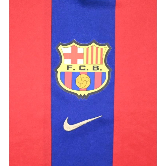 Barcelona Replacement Crest